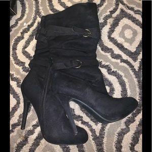 Heeled boots